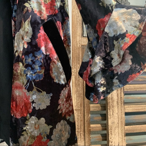 BCBG GENERATION BOHO FLORAL  RUFFLE SLEEVES VELVET CARDIGAN BLAZER - Picture 5 of 16